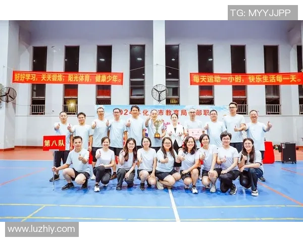 北京排球队选拔赛点评:团队协作展现实力与默契的完美结合 北京排球队选拔赛点评:团队协作展现实力与默契的完美结合