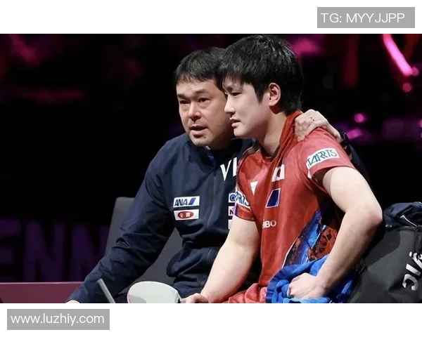 日本足球明星颜值爆表帅哥云集引发球迷热议